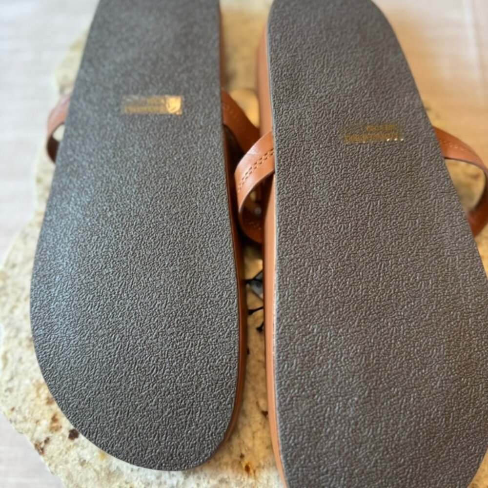 NWT DV Dolce Vita Comfortable Stylish Gotie Everyday Flat Sandal (Brown, Sz.9) - Picture 5 of 5